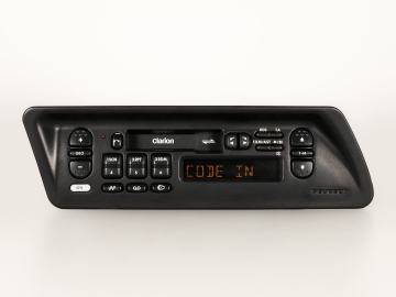 306 parfois panne complète de certaines fonctions Radio Clarion PU-1570 A